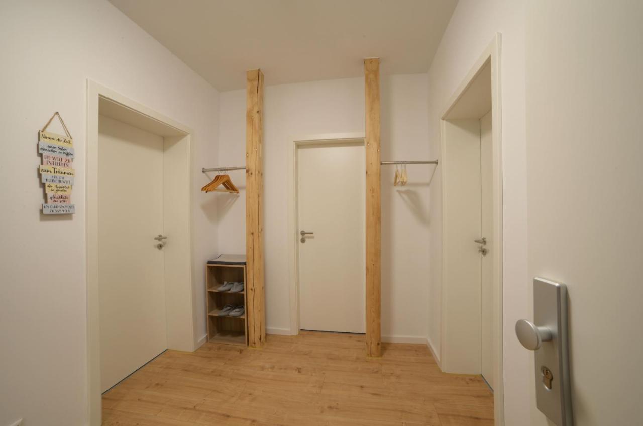 Schoene Ferienwohnung 78M2, 3 Schlafzimmer, 2 Baeder, Zentrumnah, 1Og Erfurt Exterior foto